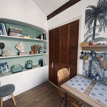 Jolie Studio Climatise Avec Parking Et Proche De La Mer ガイヤック エクステリア 写真