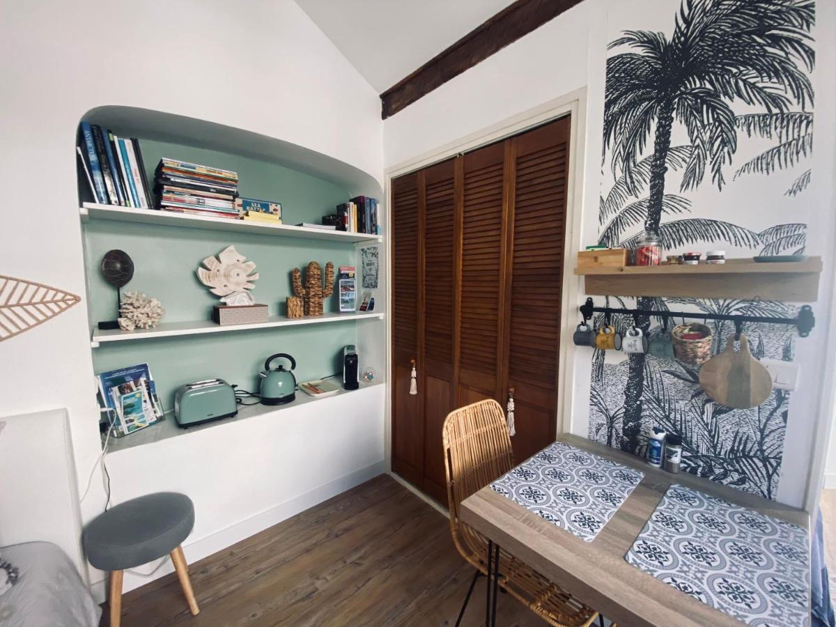 Jolie Studio Climatise Avec Parking Et Proche De La Mer ガイヤック エクステリア 写真